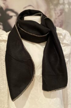 Echarpe noire